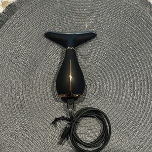 Glo24K Face and Neck Massager